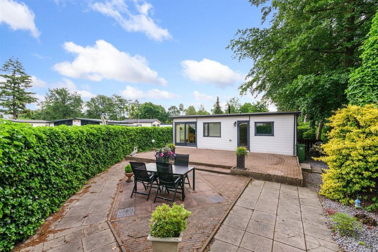 Charmant Chalet Te Voorthuizen Exterior foto